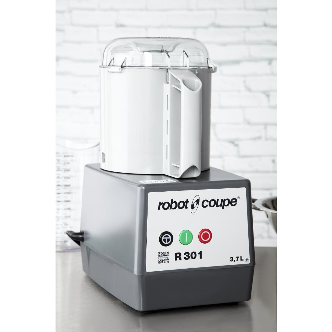 Robot Coupe Food Processor and Veg Prep Machine R301D