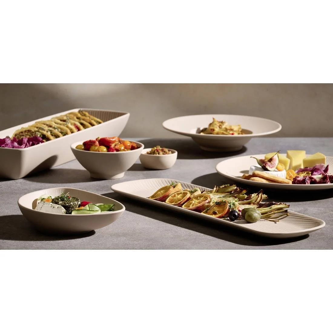 APS Nero GN 1/1 Tray Sand 530x325mm - Image 3