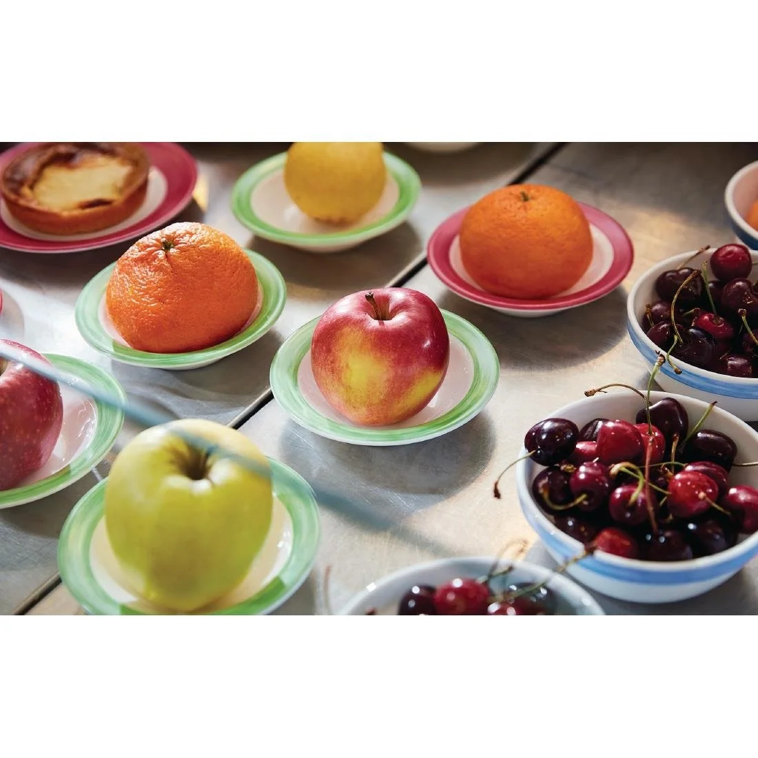 Arcoroc Brush Rim Bowls Green 120mm (36 Pack) - Image 2