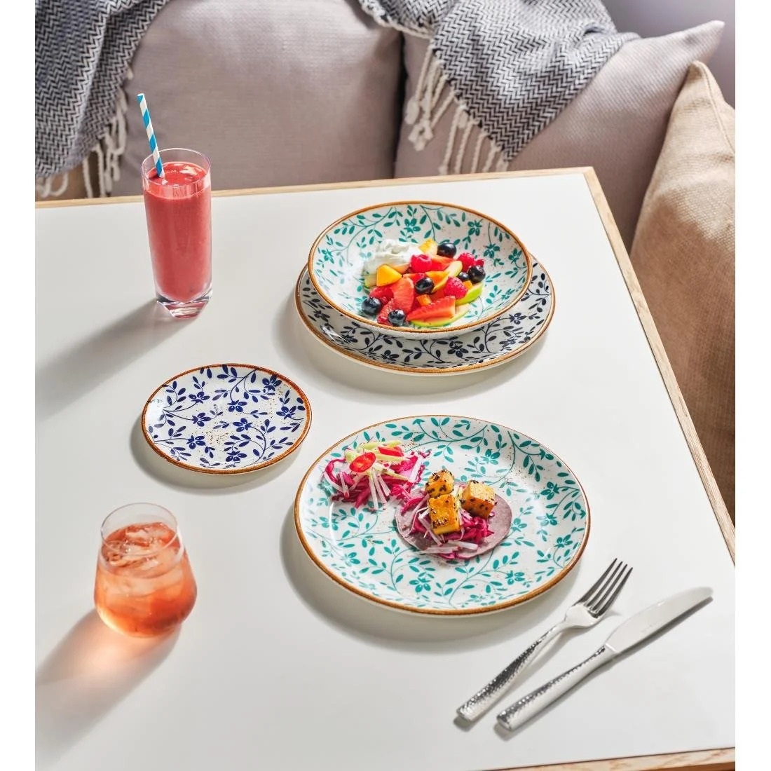 Steelite Performance Flora Coupe Bowls Aqua 215mm (12 Pack) - Image 3