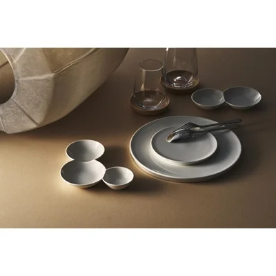 Steelite Rene Ozorio White Album Round Trays 290mm (12 Pack) - Image 1