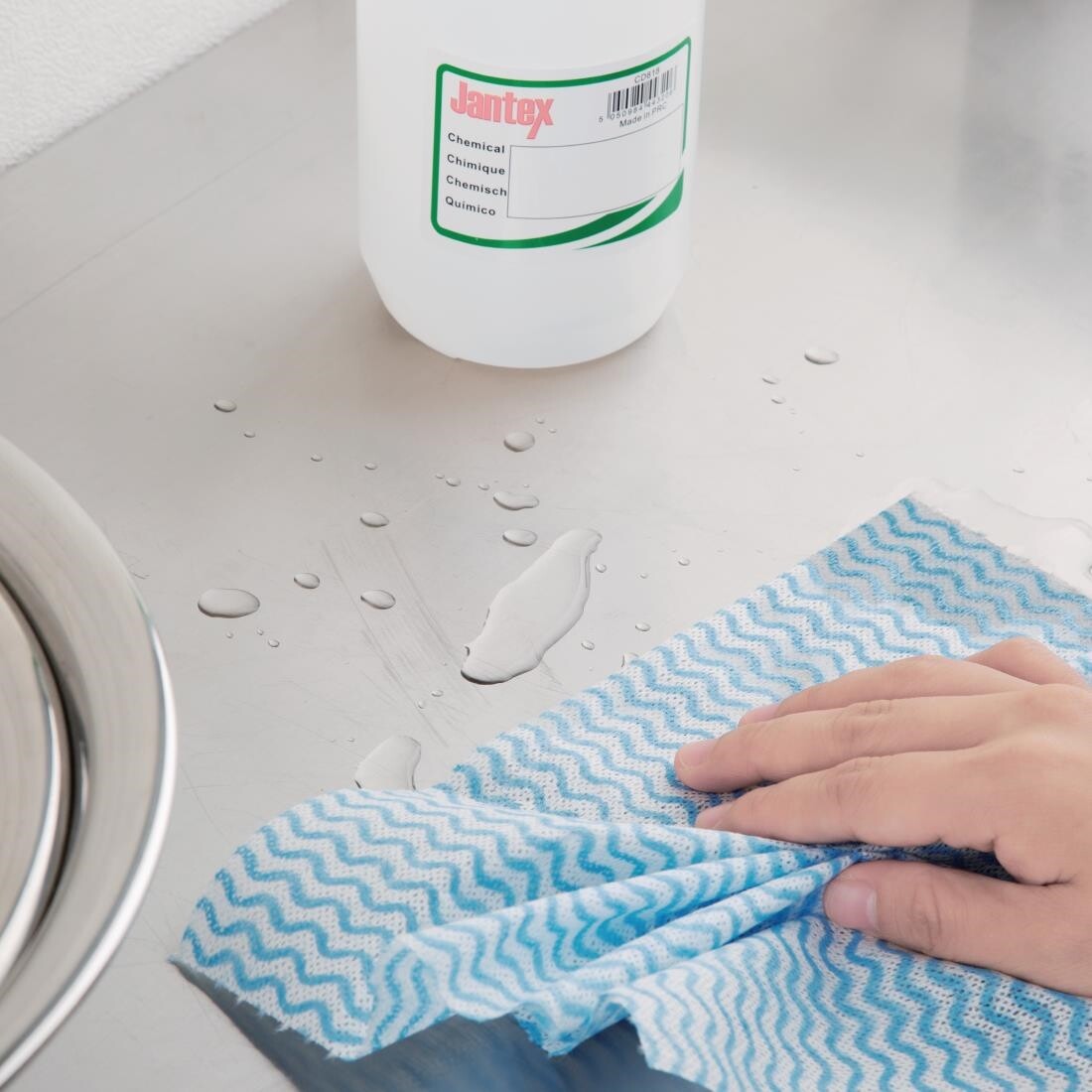 Jantex Non Woven Cloths Blue (Roll of 100)