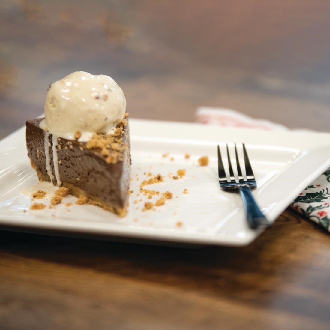 Lumina Square Plates 233mm