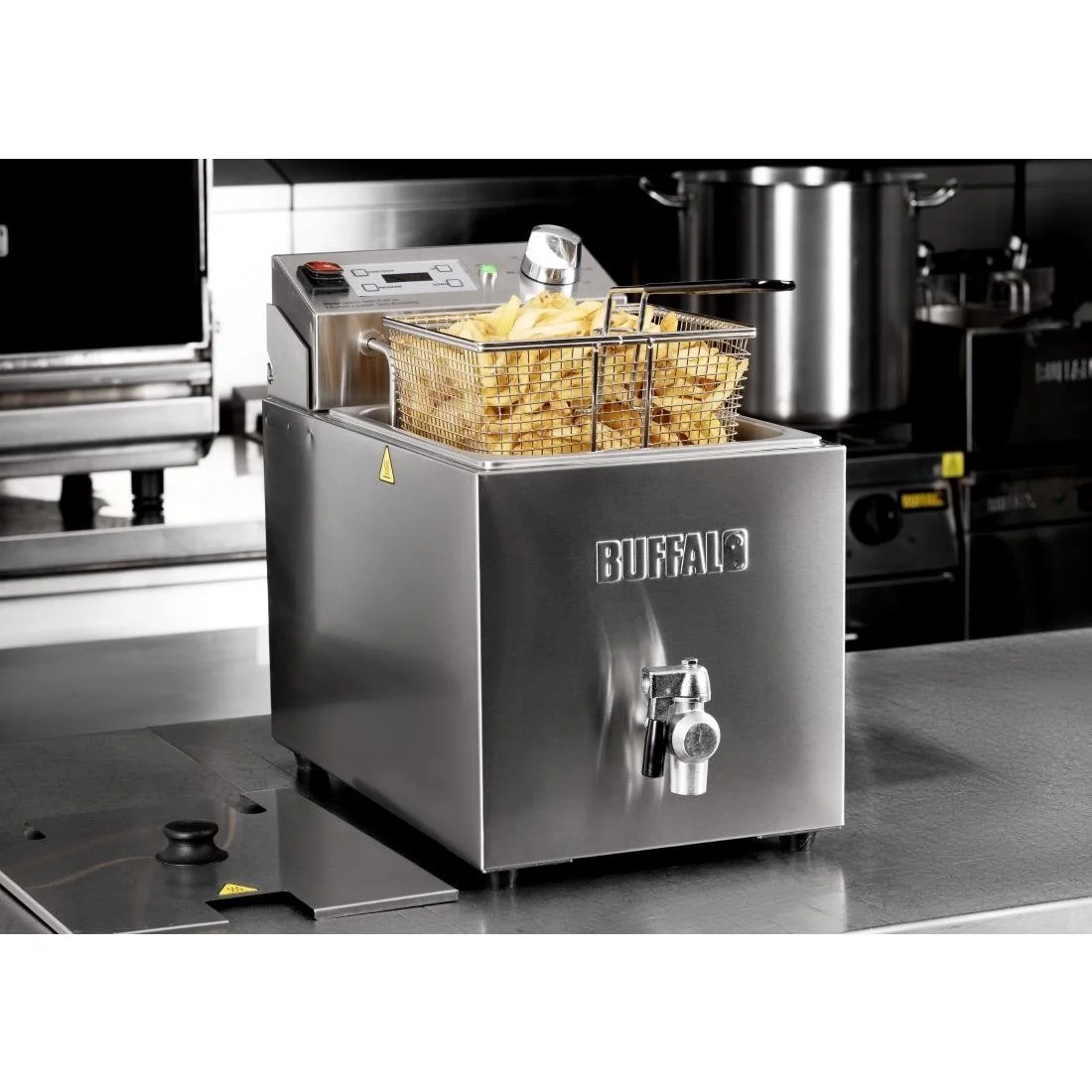 Buffalo Countertop Electric Fryer with Timer 8Ltr - Image 13
