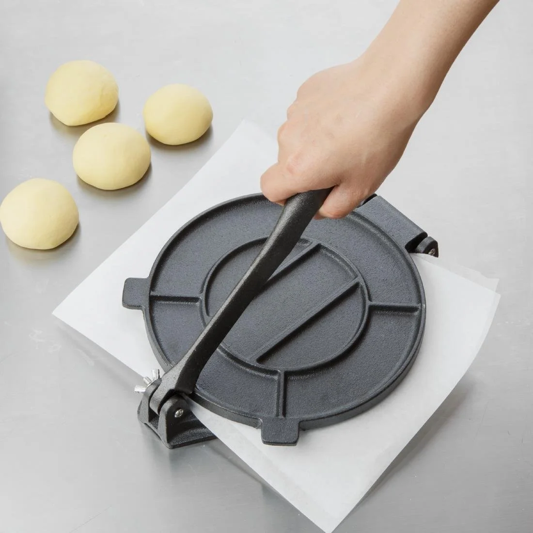 Vogue Cast Iron Tortilla Press 200mm - Image 6