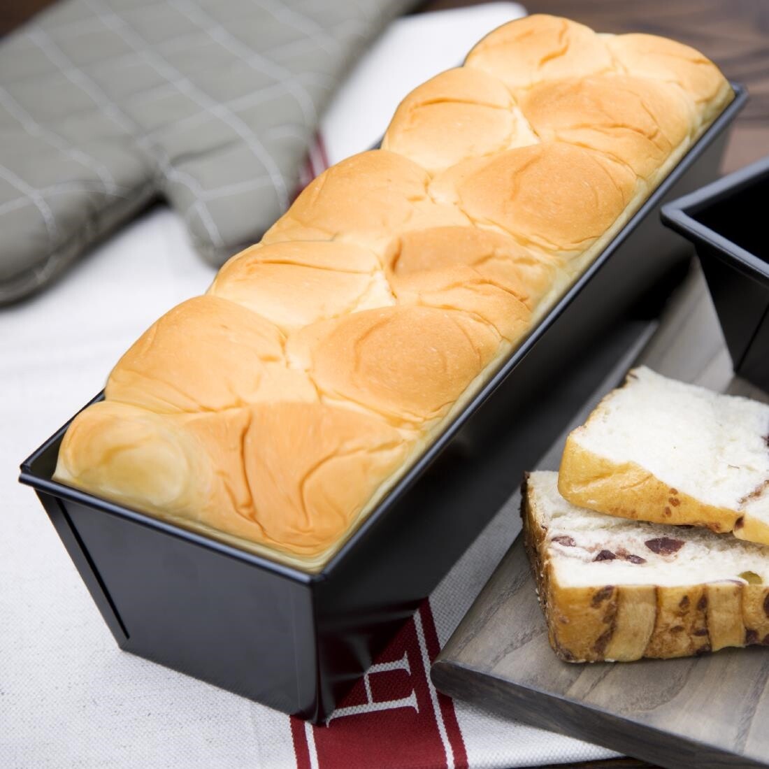 Vogue 3lb Non-Stick Loaf Tin 8x30x11cm