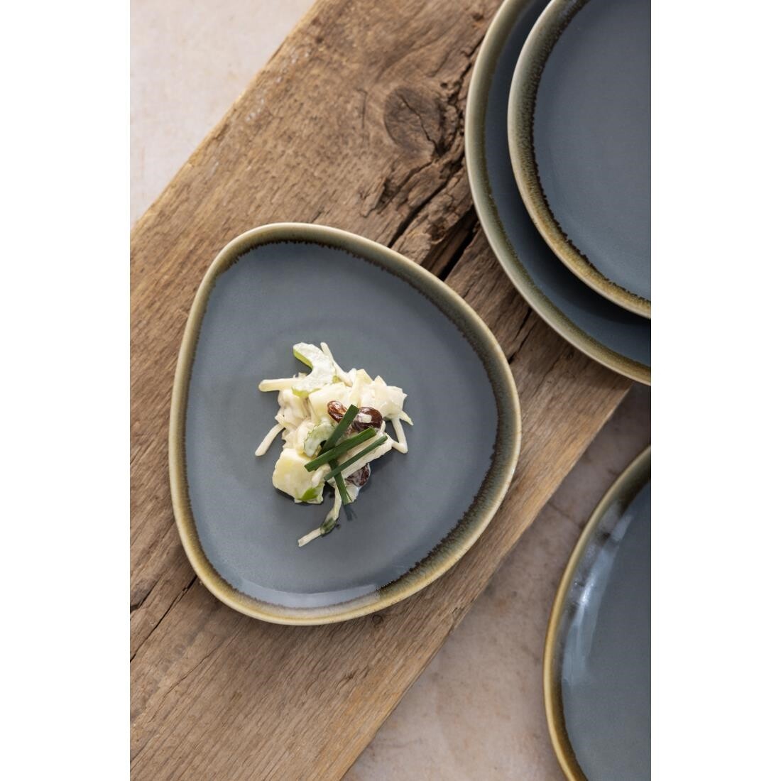 Olympia Kiln Triangular Plate Ocean 165mm