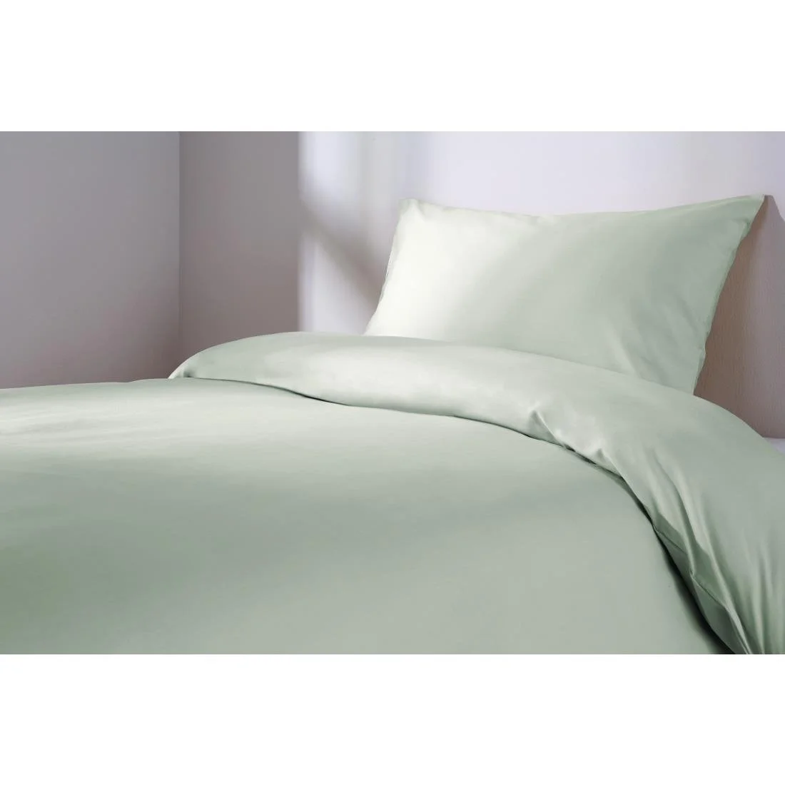 Mitre Essentials Spectrum Flat Sheets Green