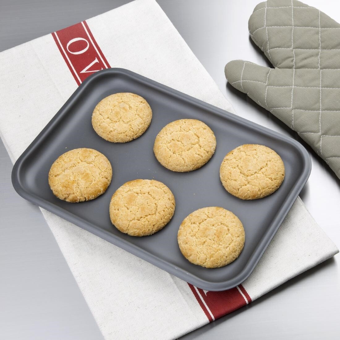 Vogue Anodised Baking Sheet Medium