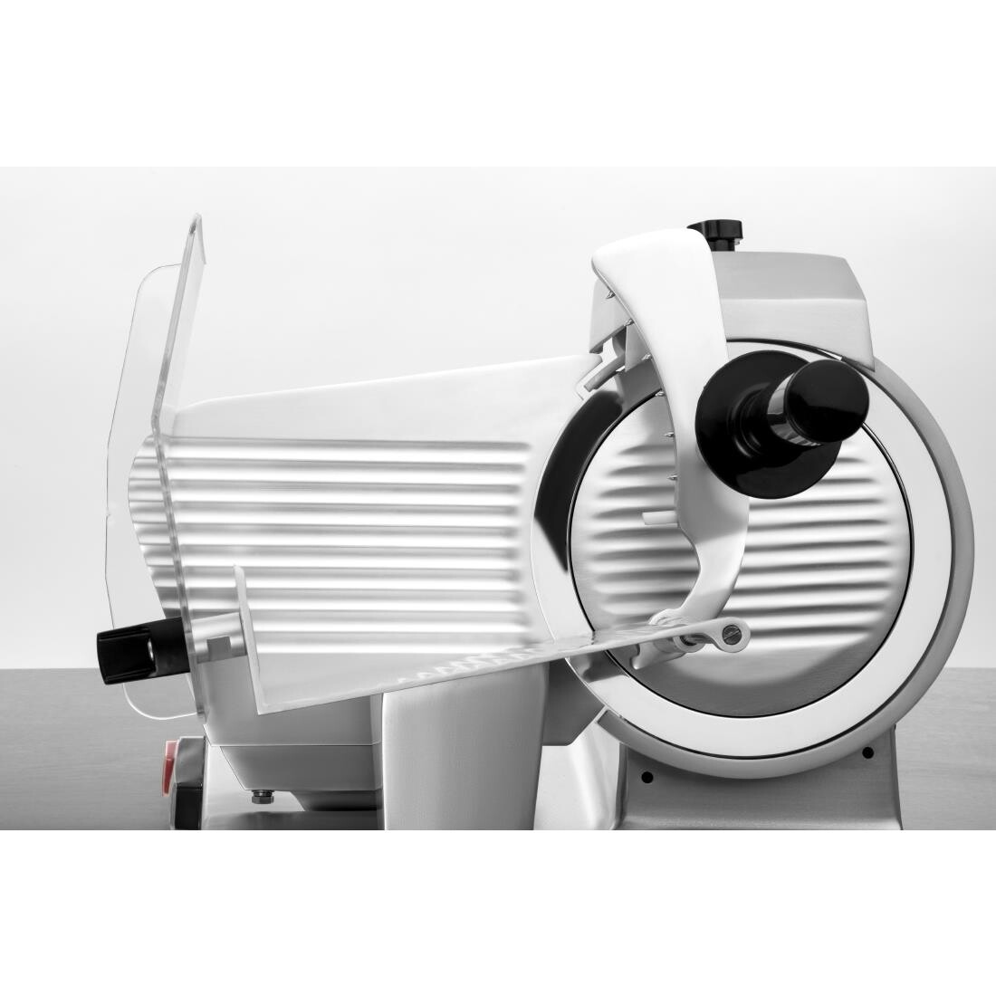 Buffalo Meat Slicer 220mm