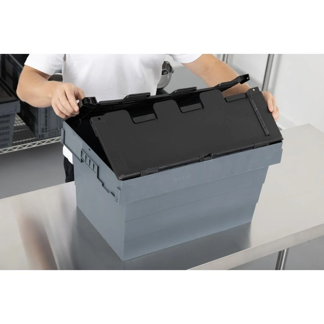 Vogue Plastic Transport Storage Crate with Attached Lid 600x400x320mm - Image 8
