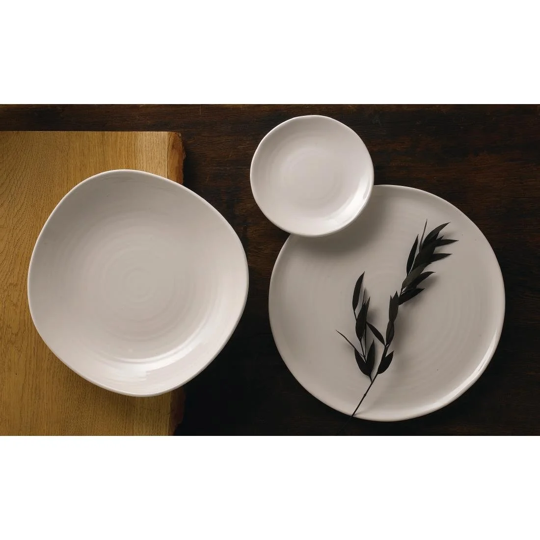 Dudson White Organic Coupe Wobbly Bowls 295mm (6 Pack) - Image 5