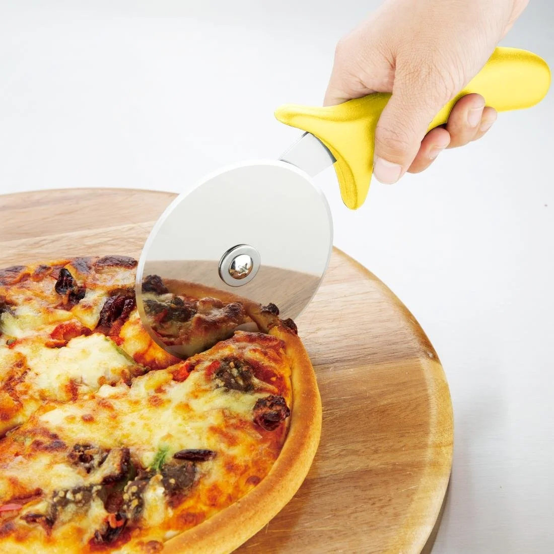 Hygiplas Pizza Wheel Yellow 4" - Image 4