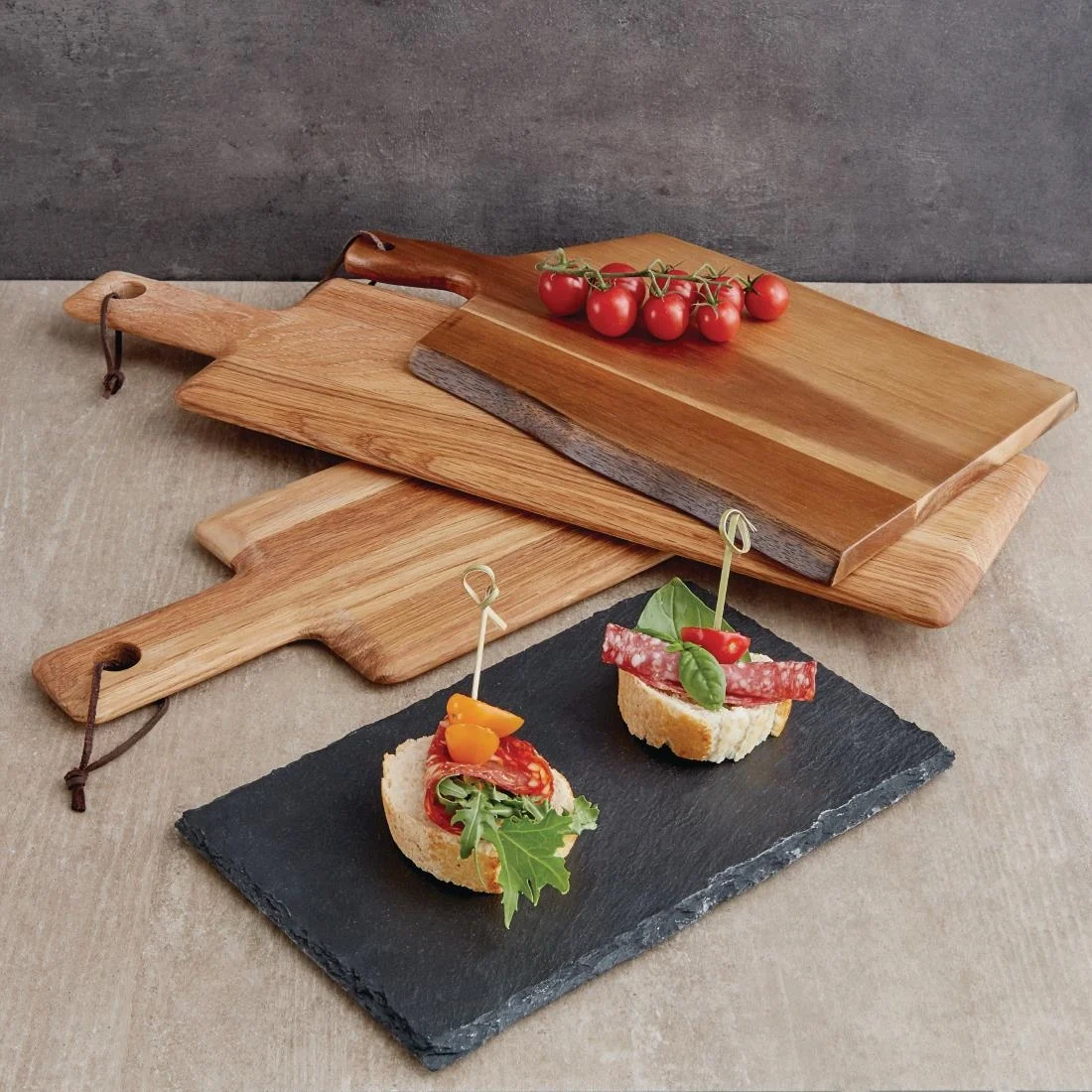 Olympia Oak Handled Wooden Board Medium