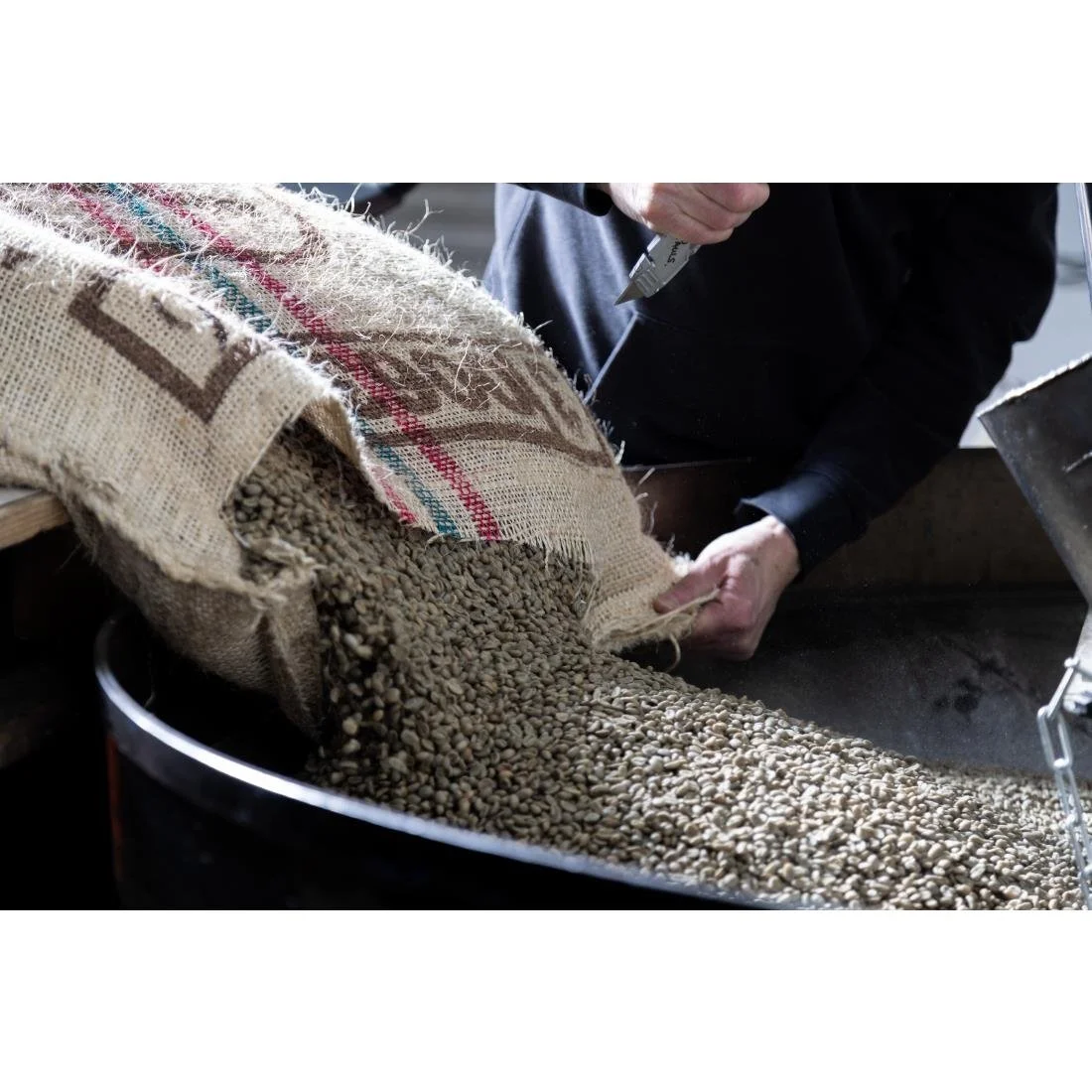 Beaumont No.2 Santos Coffee Beans 1kg - Image 3