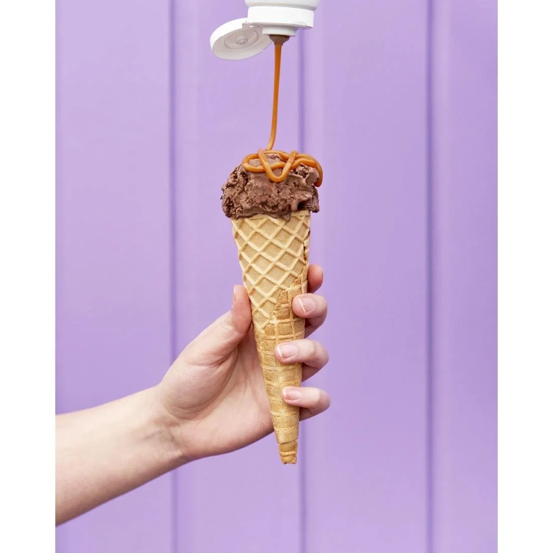 Simply Salted Caramel Topping Sauce 1kg - Image 3