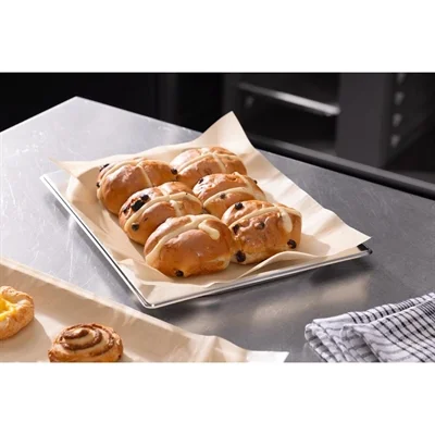 Vogue 1/2 GN Liner Baking Paper Kraft (200 Pack) - Image 1