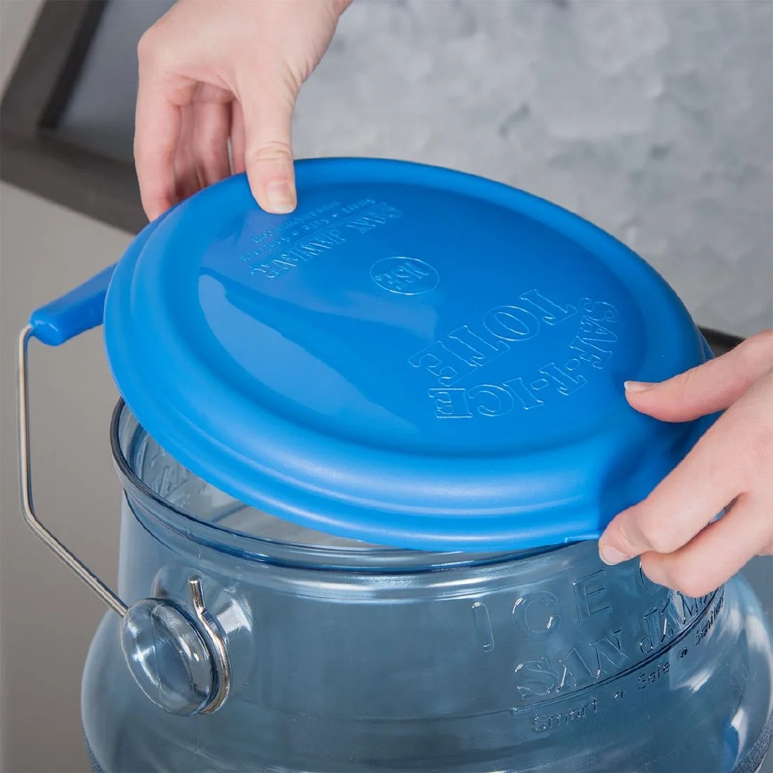 San Jamar Saf-T-Ice Lid - Image 4