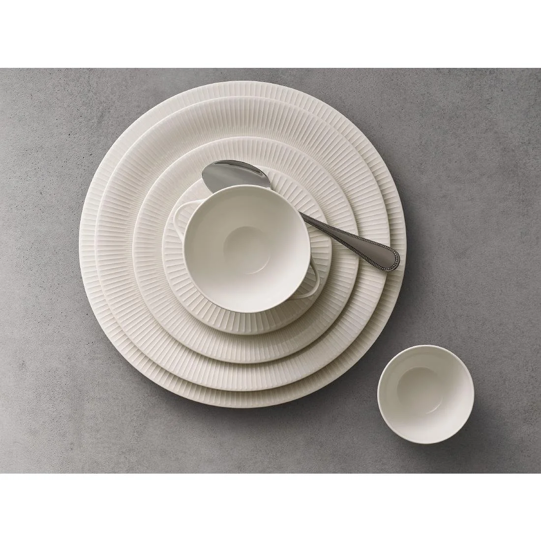 Schönwald Vibes Rimmed Oval Plates 240x150mm (12 Pack) - Image 9