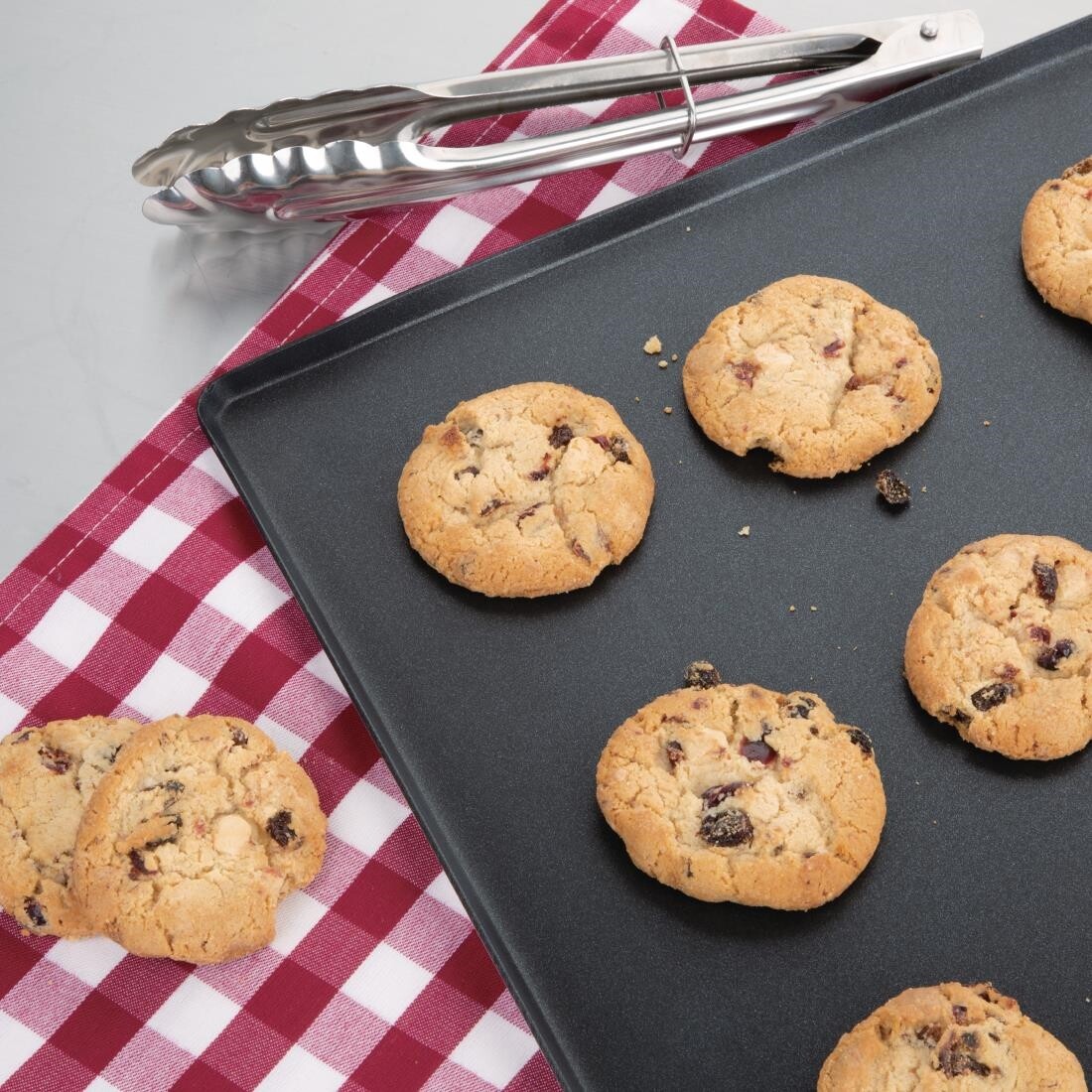 Vogue Non Stick Patisserie Tray