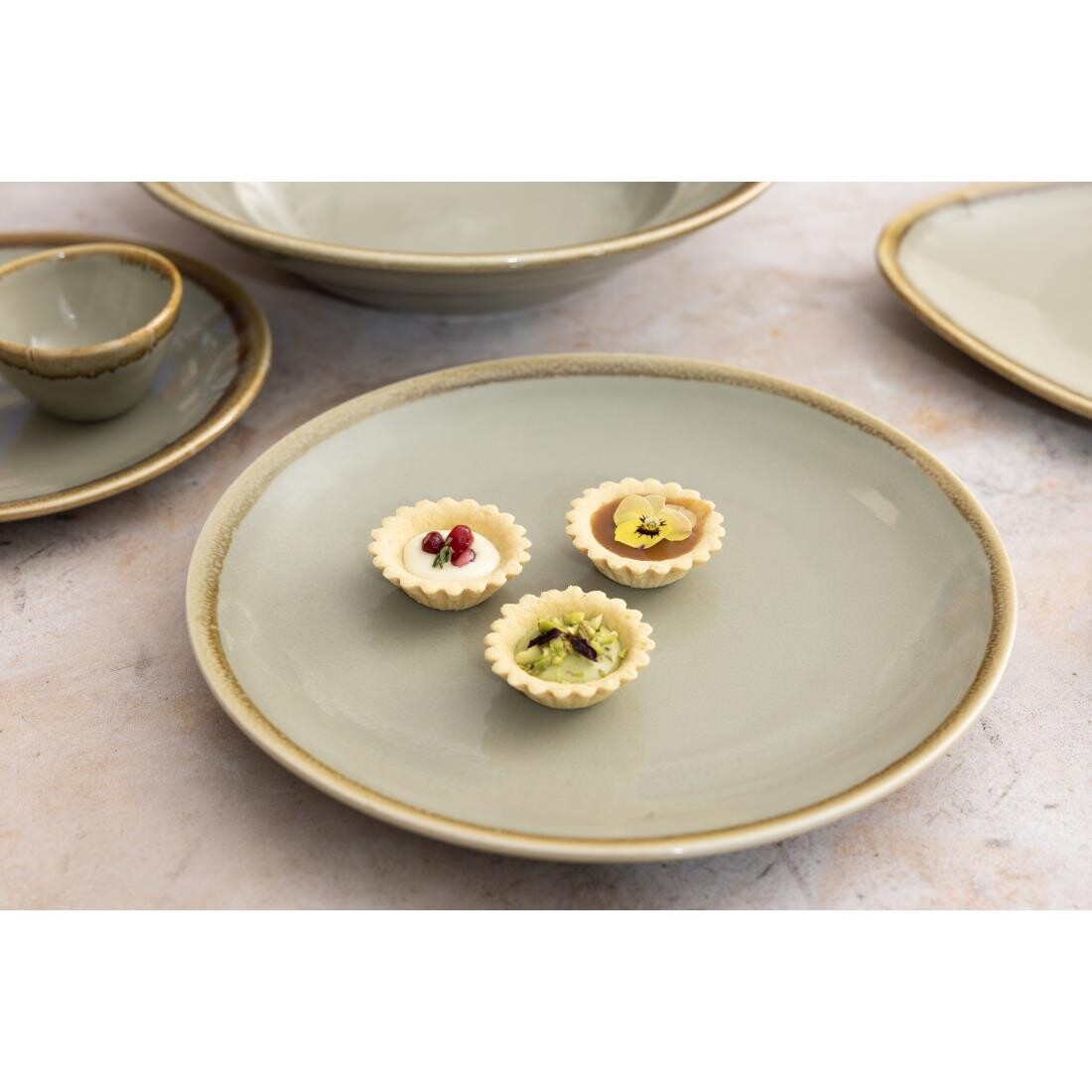 Olympia Kiln Round Coupe Plate Moss 230mm