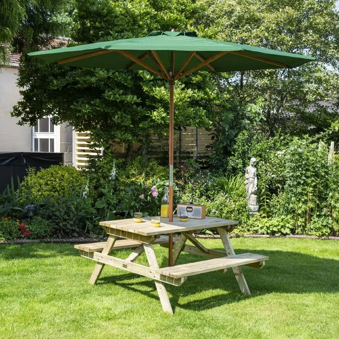 Rowlinson Picnic Table 5ft With Green Parasol 2.7m - Image 10