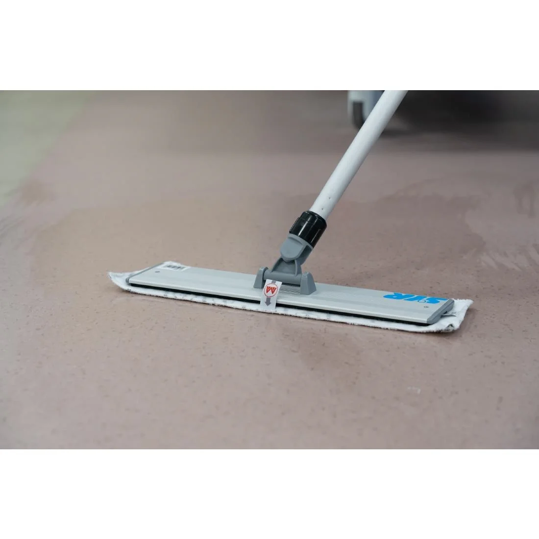 SYR Dual Tech Flat Mop Frame - Image 2
