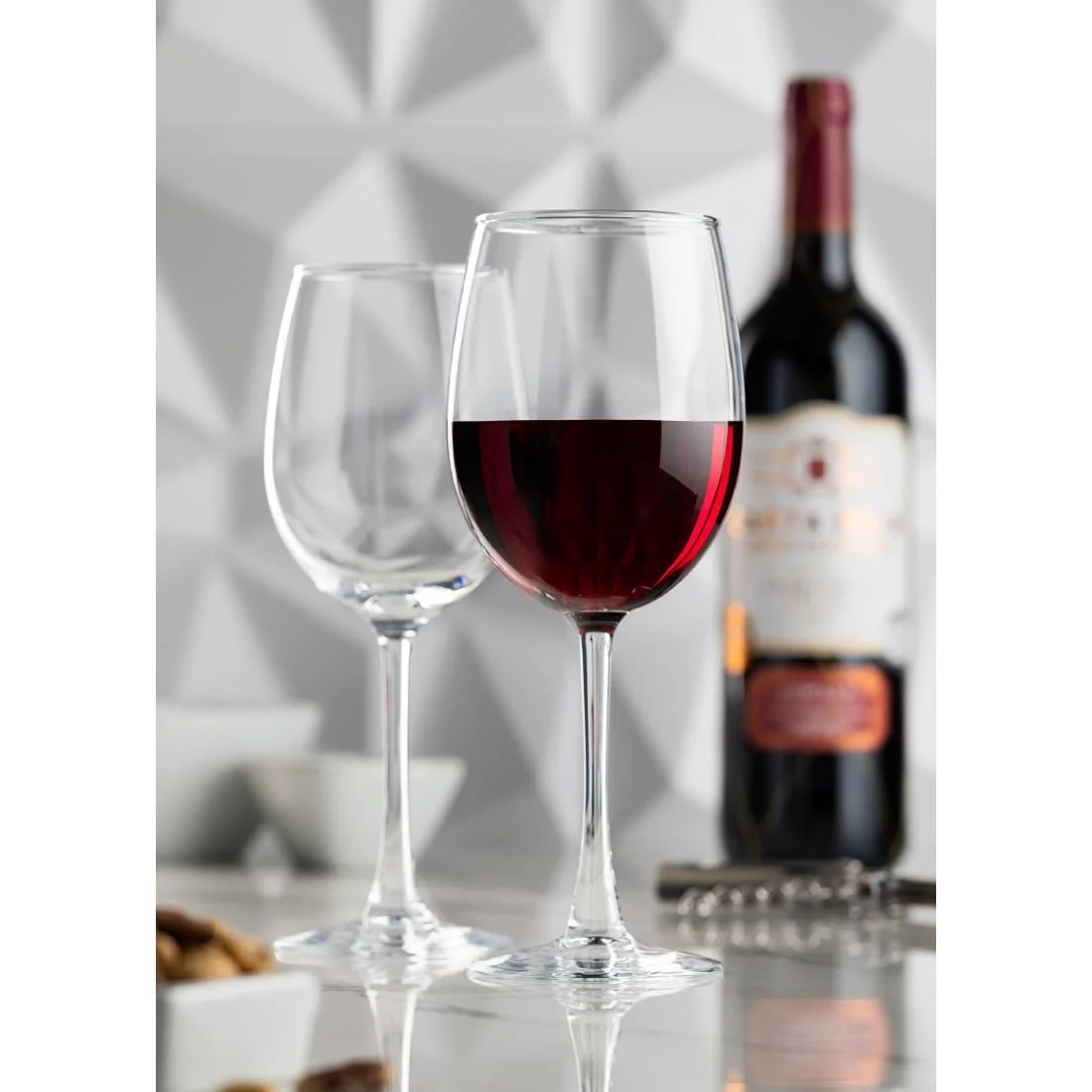 Utopia Vino Wine Glasses 370ml Marked at 250ml (24 pack) - Image 2