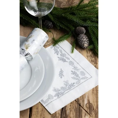 Swantex Aspen Christmas Festive 3-ply Restaurant Dinner Meal Napkins 400x400mm (600 Pack) - Image 2