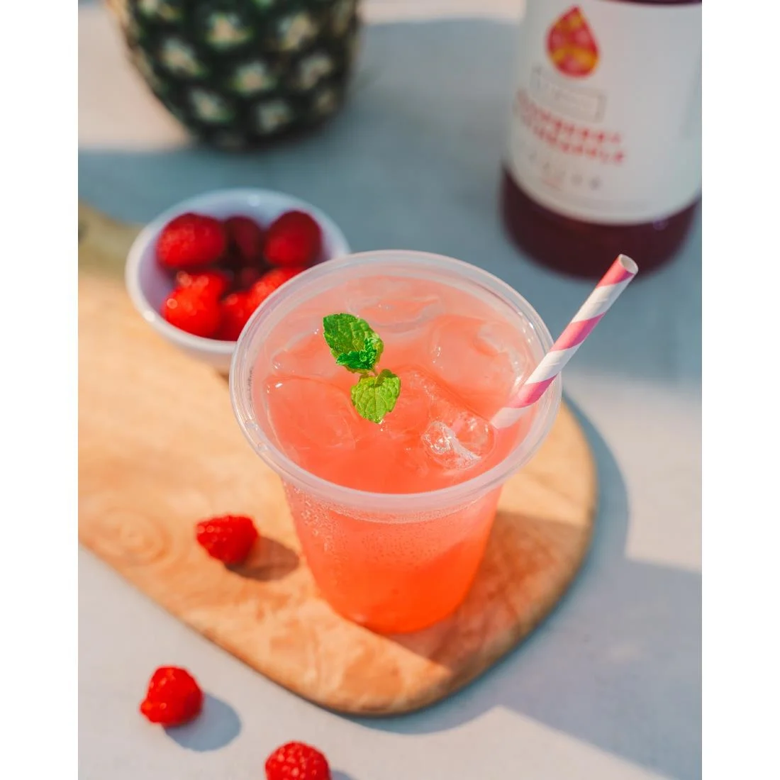 Simply Raspberry and Pineapple Flavour Cooler - Image 2